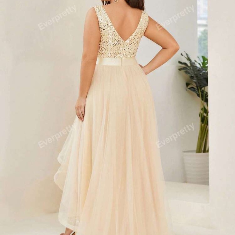 Vestido size XL color beige